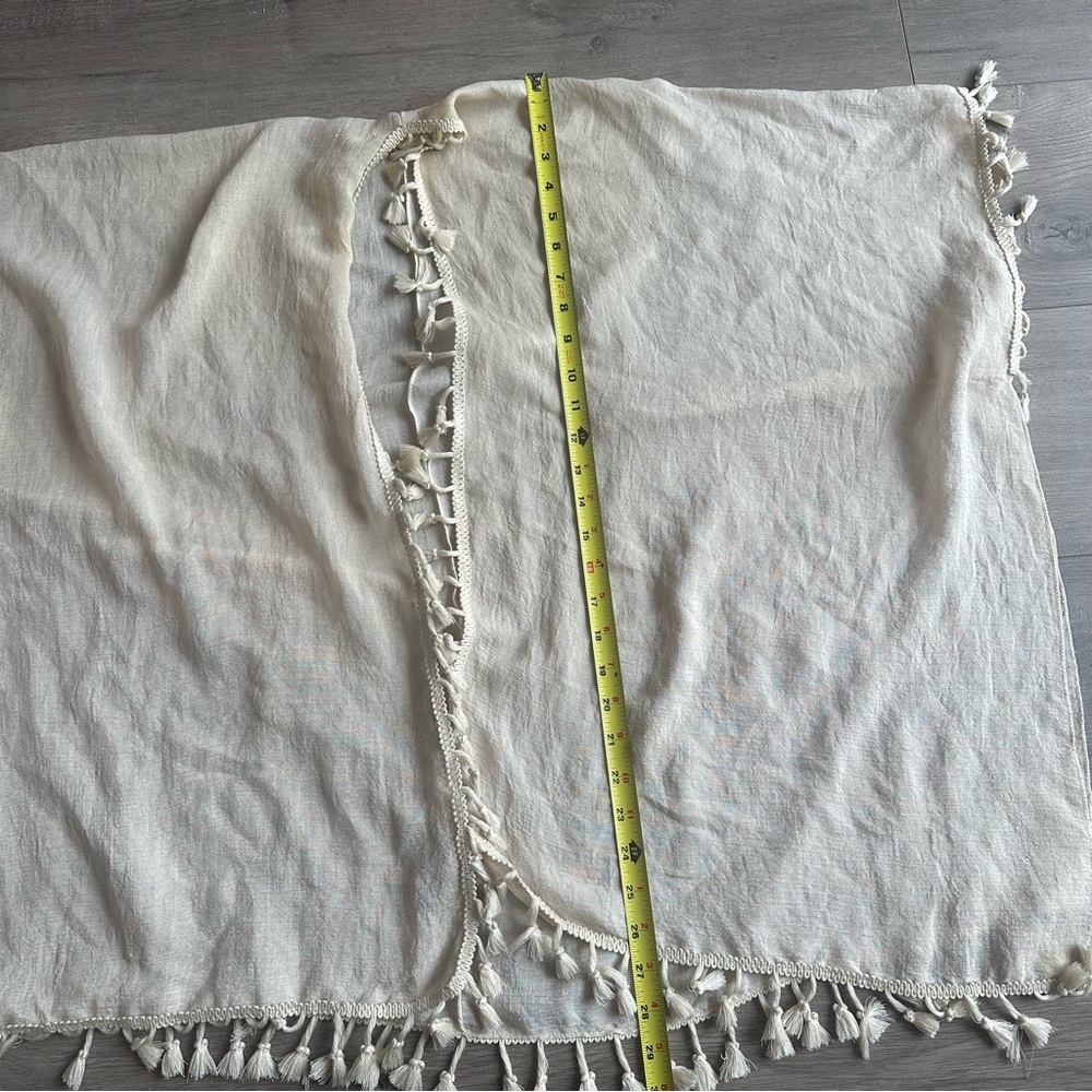 Evelyn K cream tasseled Kimono - one size fits all - Picture 3 of 5